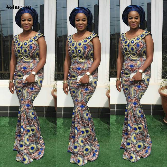 African Fashion Styles For Ladies To Rock To Their Friends Traditional Weddings