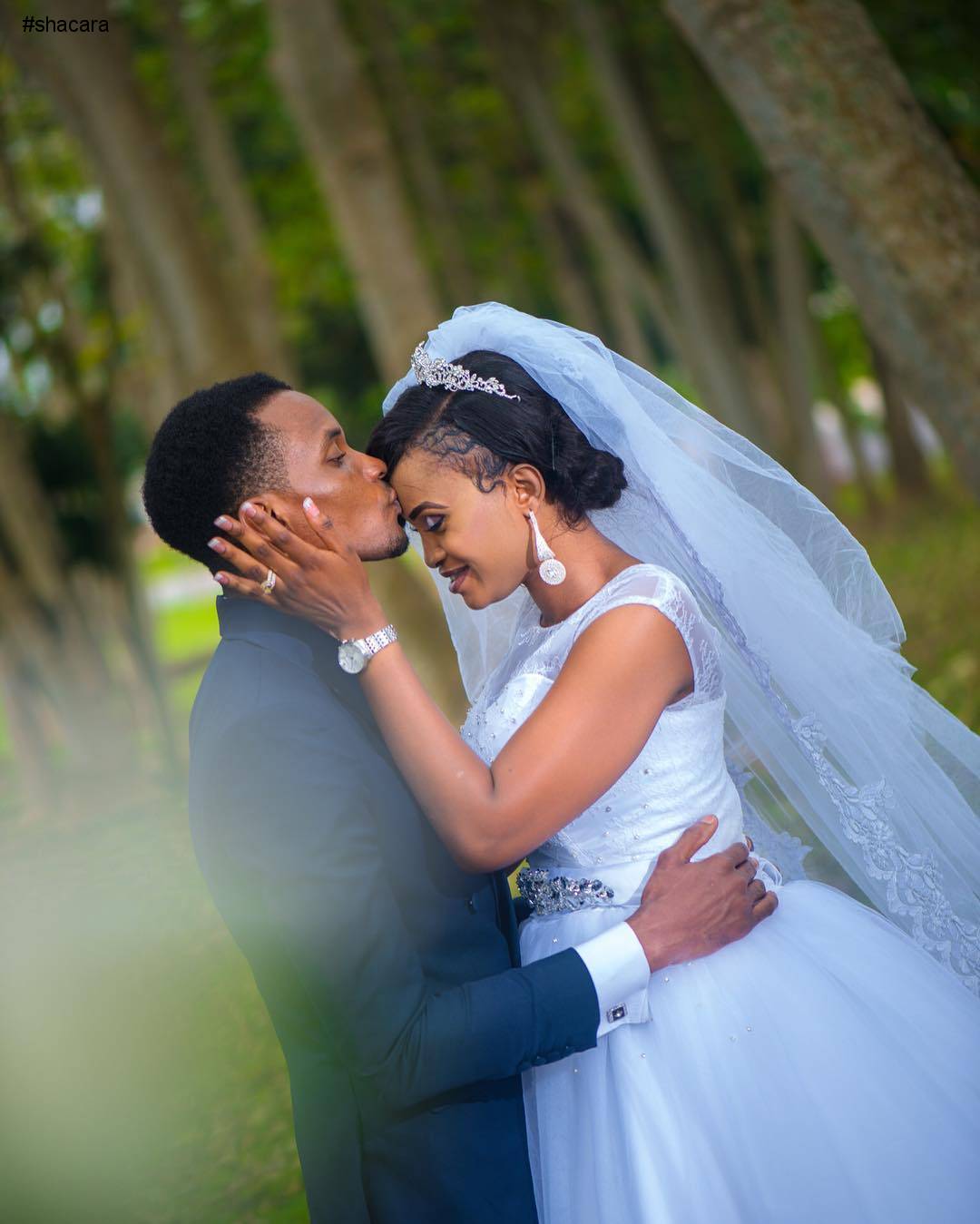 THE SHIMMERING WEDDING OF TOUN AND AYO