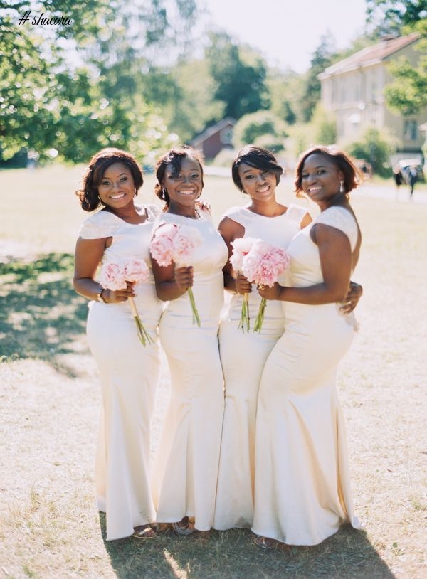 BRIDESMAIDS ROCK WHITE