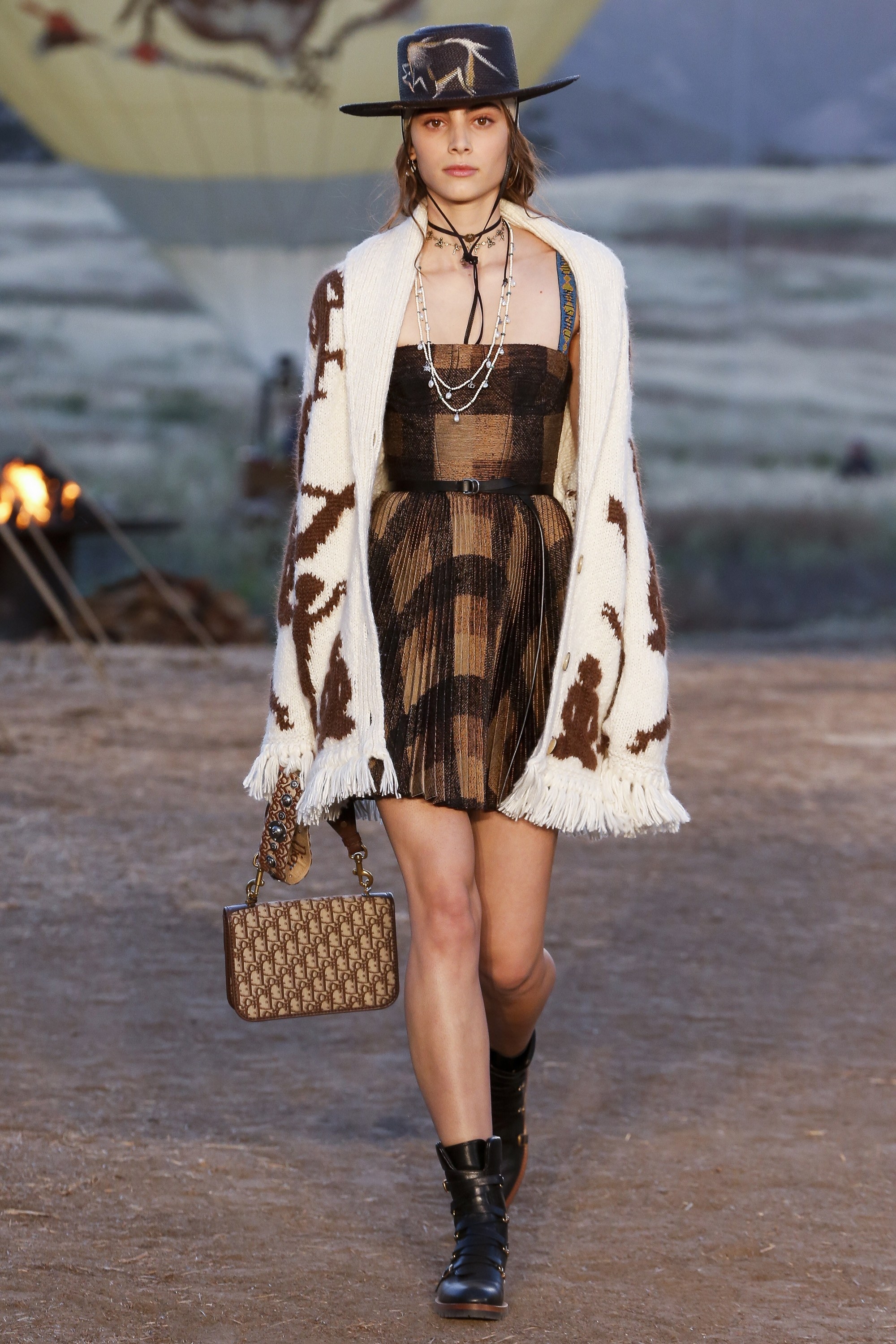 Dior in the Desert! Photos from Christian Dior Cruise 2018 Runway Show