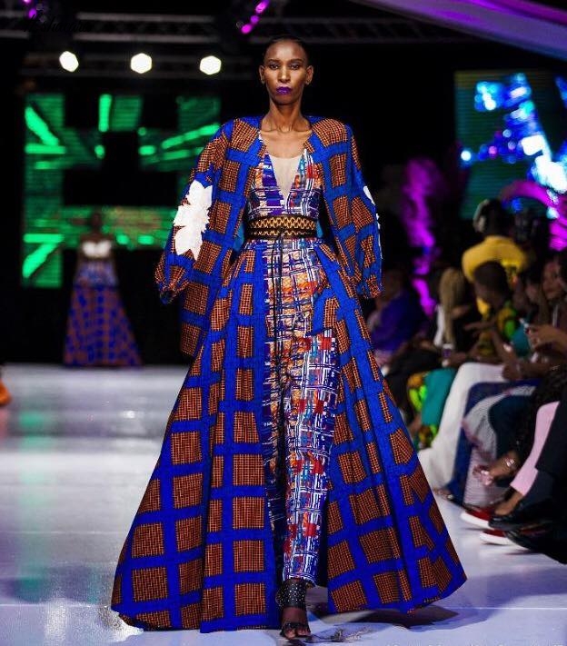 Runway Photos of Tina Lobondi’s Summer 2017 Collection + Our 6 Favourite Images from DAKAR Fashion Week 2017