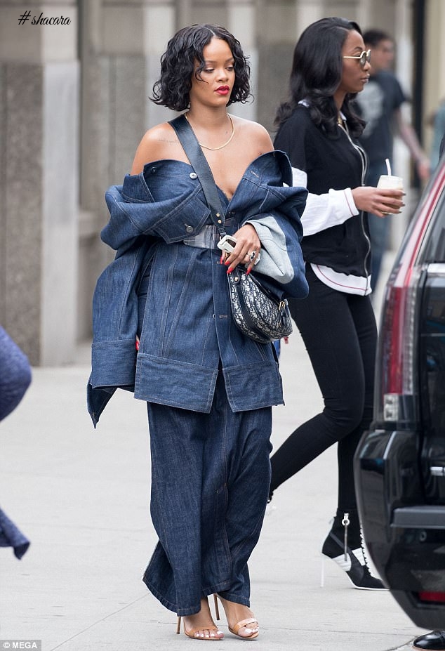 HOW TO ROCK THE DENIM ON DENIM TREND JUST LIKE RIHANNA