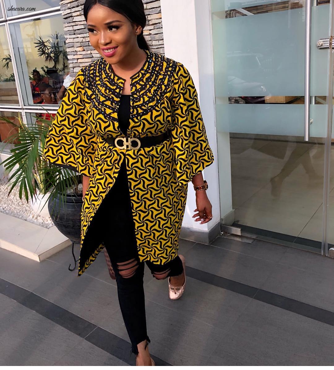 FRESH FINE AND FABULOUS-THE LATEST ANKARA STYLES OF THE WEEK