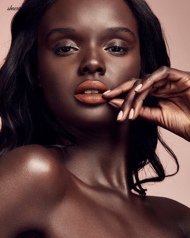 Duckie Thot rocking 6 different shades of Fenty Beauty