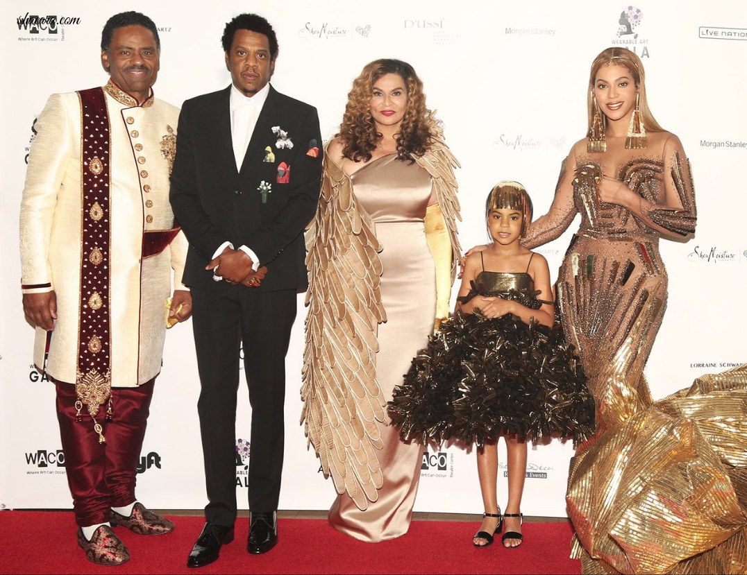 Beyonce’s Golden Outfit To The Wearable Art Gala