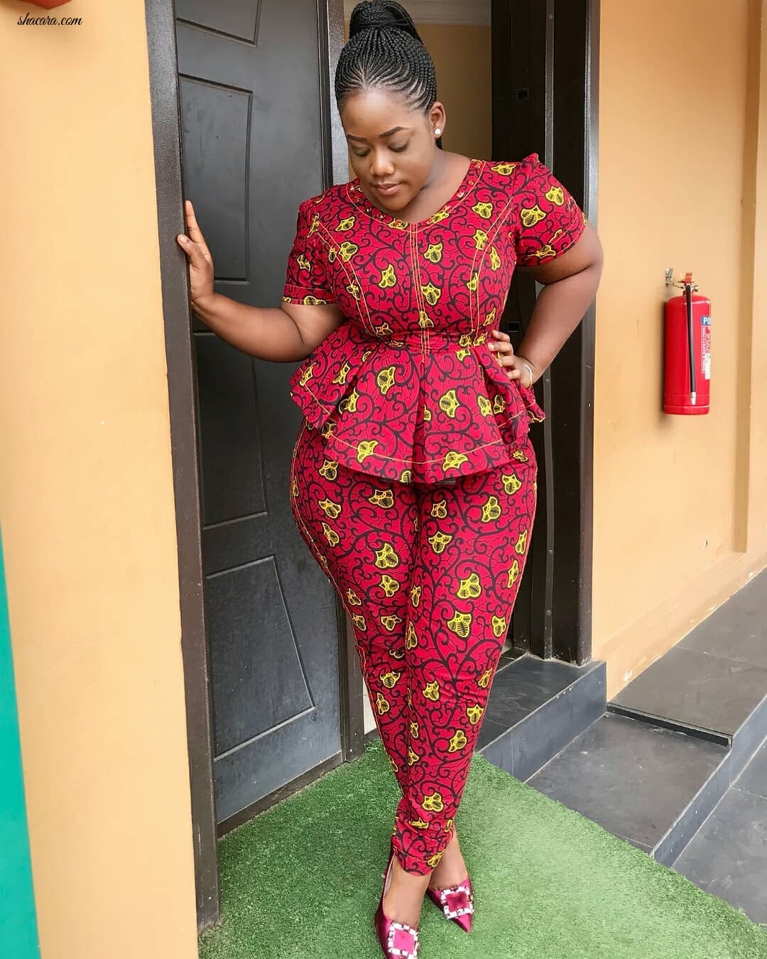 ANKARA TUESDAY: ENCHANTING AND STYLISH ANKARA STYLES TO CHOOSE FROM