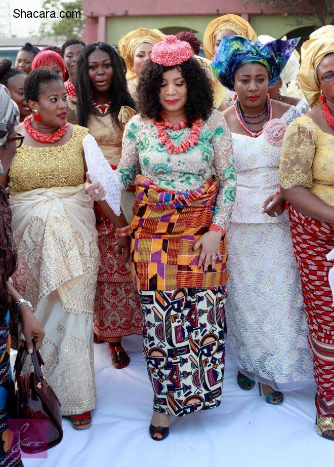 WEDDING PHOTOS: MONALISA CHINDA & VICTOR TONYE’S TRADITIONAL WEDDING PHOTOS EBUBE NWAGBO, IBINABO, OGE OKOYE AND LOTS MORE..