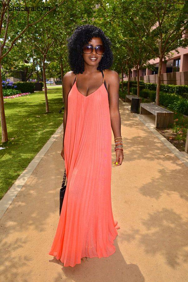 DRESSING UP YOUR MAXI DRESS WITH STYLE