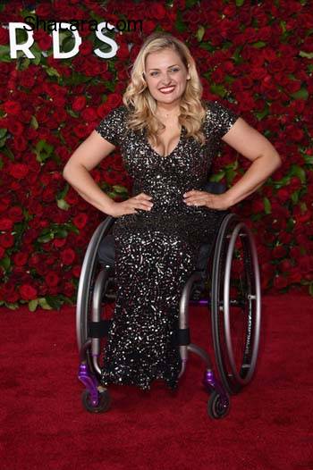 Red Carpet Glam! Cate Blanchett, Anna Wintour, Lupita Nyong’o, Uzo Aduba, More At The 70th Annual Tony Awards