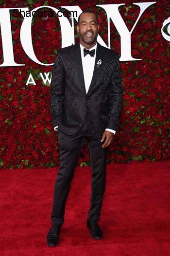 Red Carpet Glam! Cate Blanchett, Anna Wintour, Lupita Nyong’o, Uzo Aduba, More At The 70th Annual Tony Awards