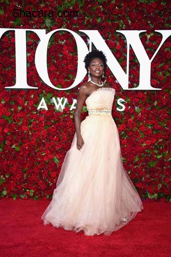 Red Carpet Glam! Cate Blanchett, Anna Wintour, Lupita Nyong’o, Uzo Aduba, More At The 70th Annual Tony Awards