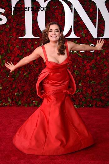 Red Carpet Glam! Cate Blanchett, Anna Wintour, Lupita Nyong’o, Uzo Aduba, More At The 70th Annual Tony Awards