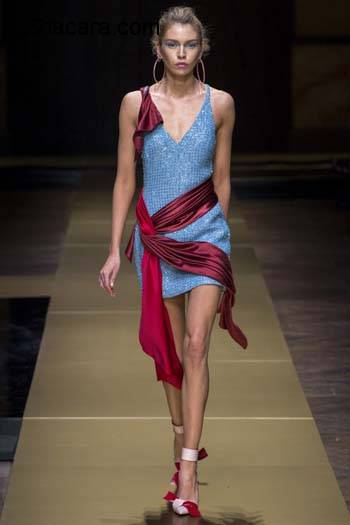 Fall 2016/2017 Paris Couture Week: Mayowa Nicholas, Bella Hadid, Irina Shayk, More Walk For Atelier Versace