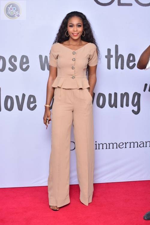 Have A Look At The Stylish Women At The CEO Movie Premiere