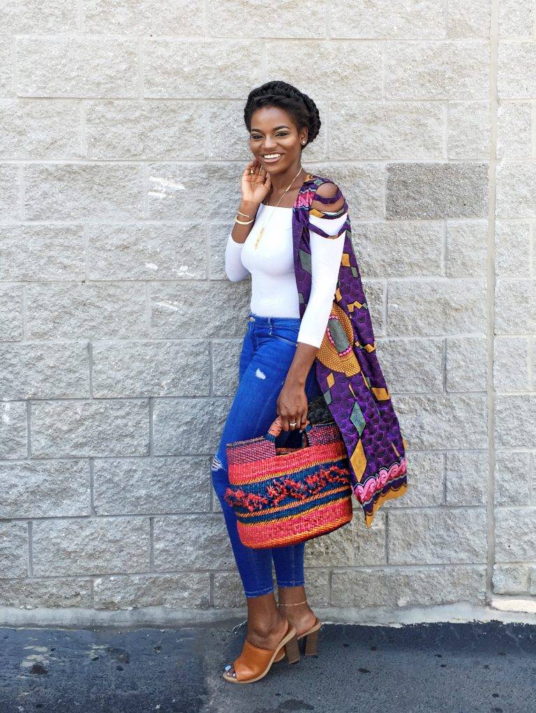 Designer Asiyami Gold Looks Gorgeous in Besida Online.