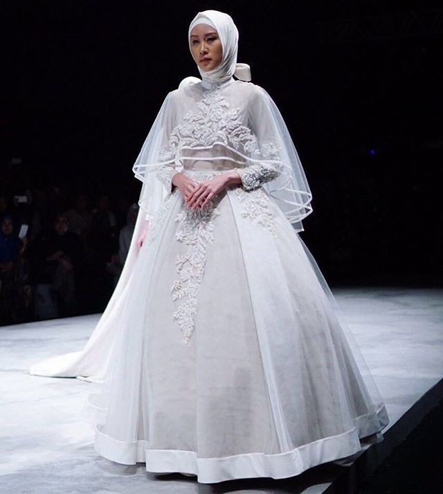 BEAUTIFUL WEDDING DRESS INSPIRATION FOR A MUSLIM BRIDE