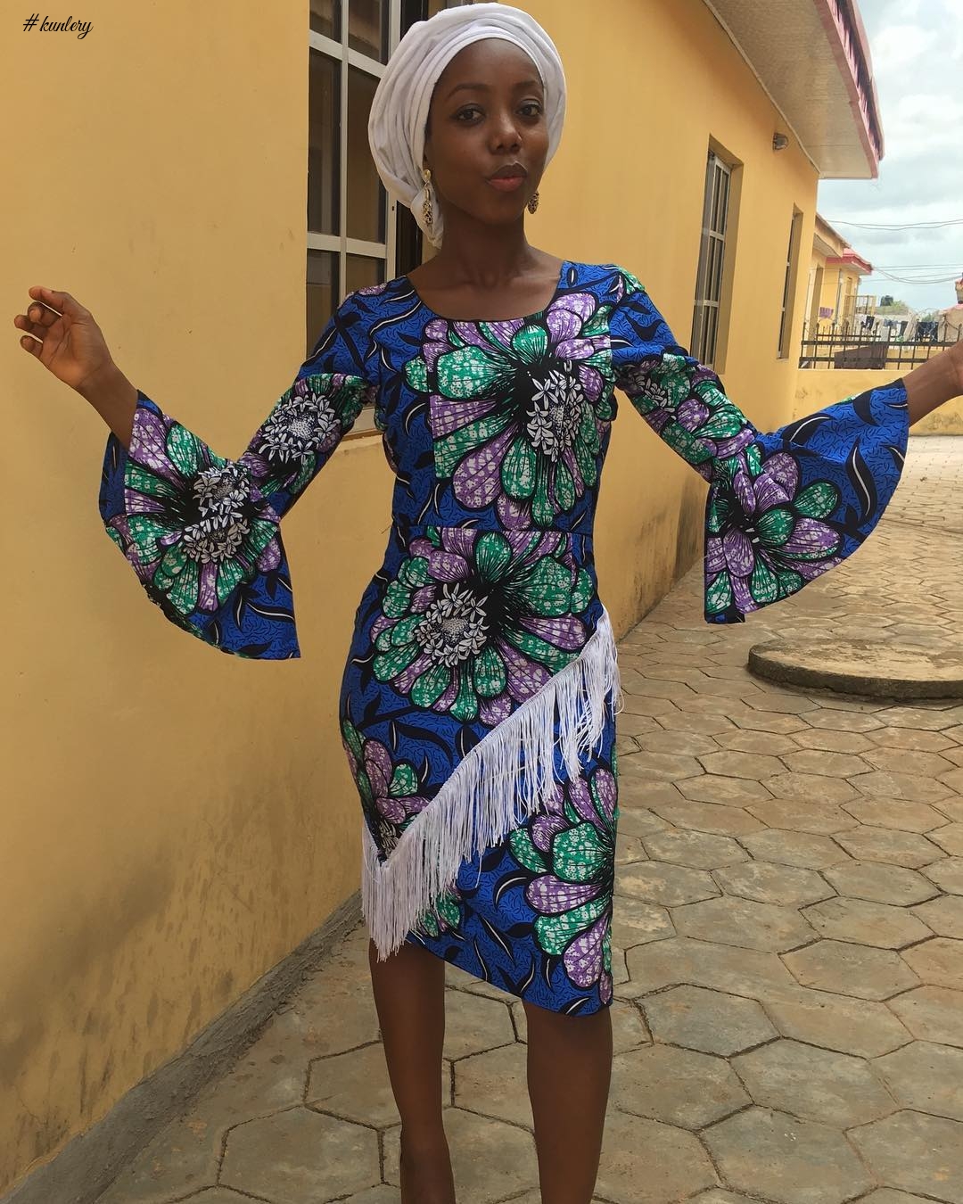 CONTEMPORARY ANKARA STYLES ON FOR THE FASHIONABLE DIVAS