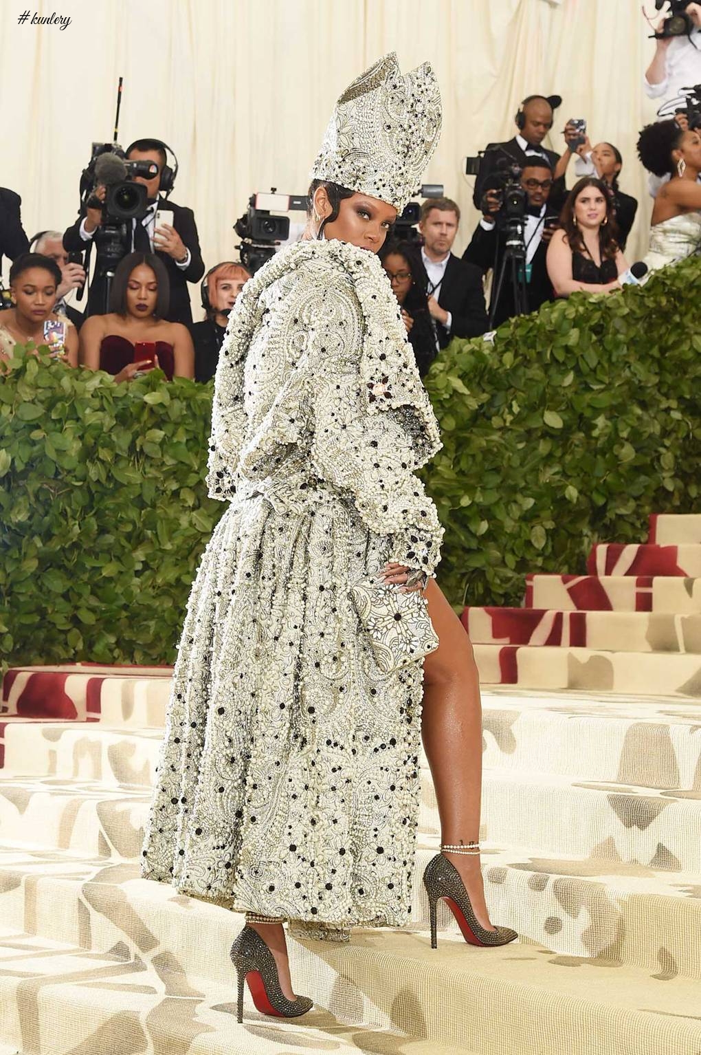 Red Carpet Fab! Rihanna, Kim Kardashian, Madonna, More At The 2018 MET Gala