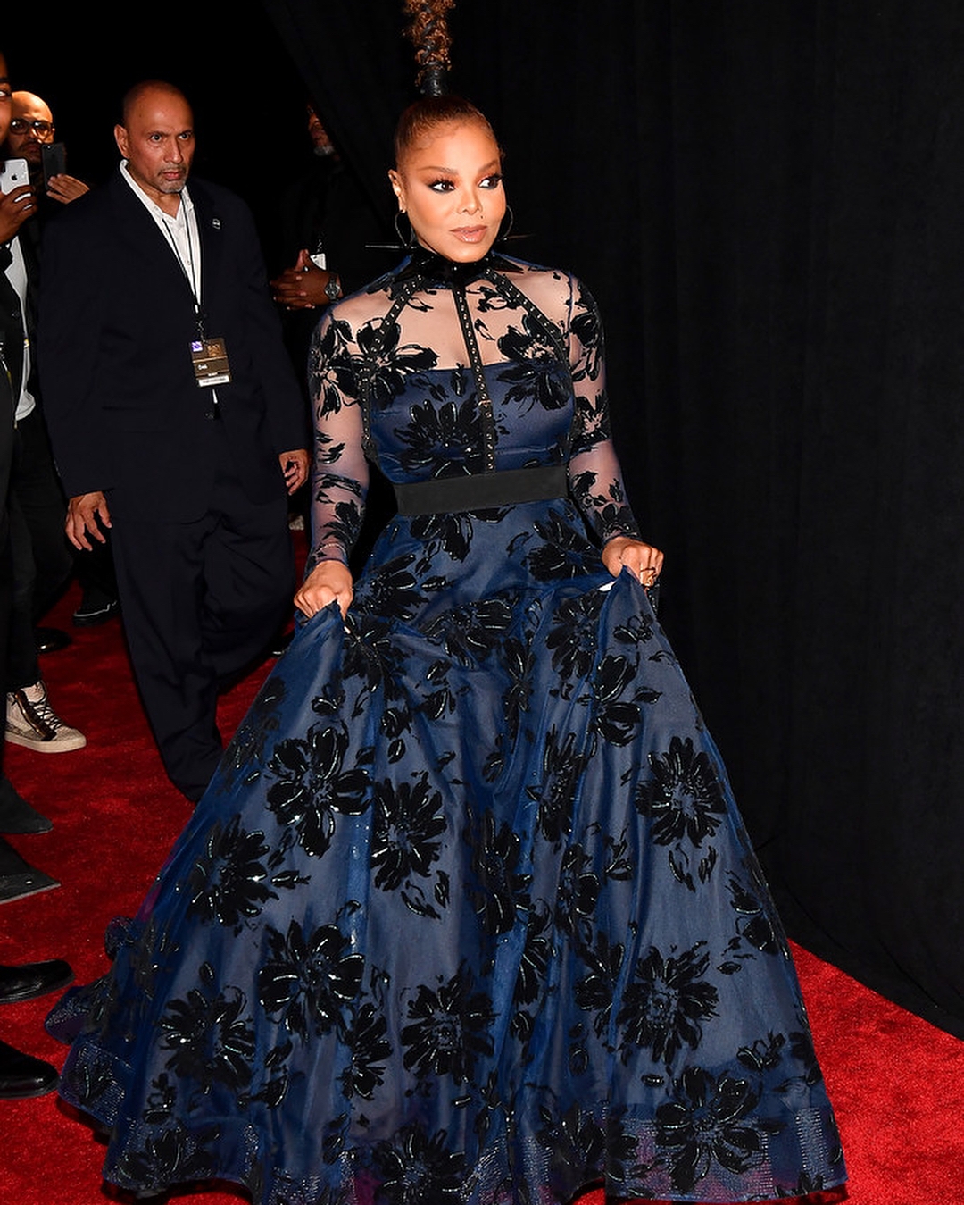 Janet Jackson Turned Heads At The #blackgirlsrockaward 2018 Looking Peng!