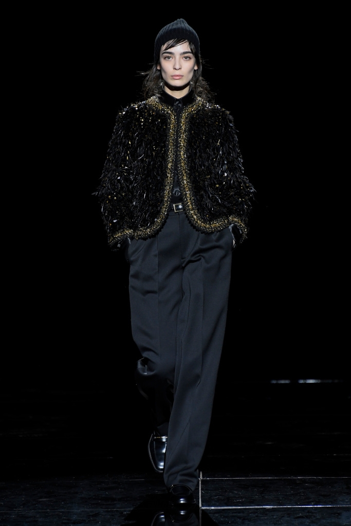 Marc Jacobs Closes Out #NYFW2019 With A Dramatic Fall/Winter 19 Collection