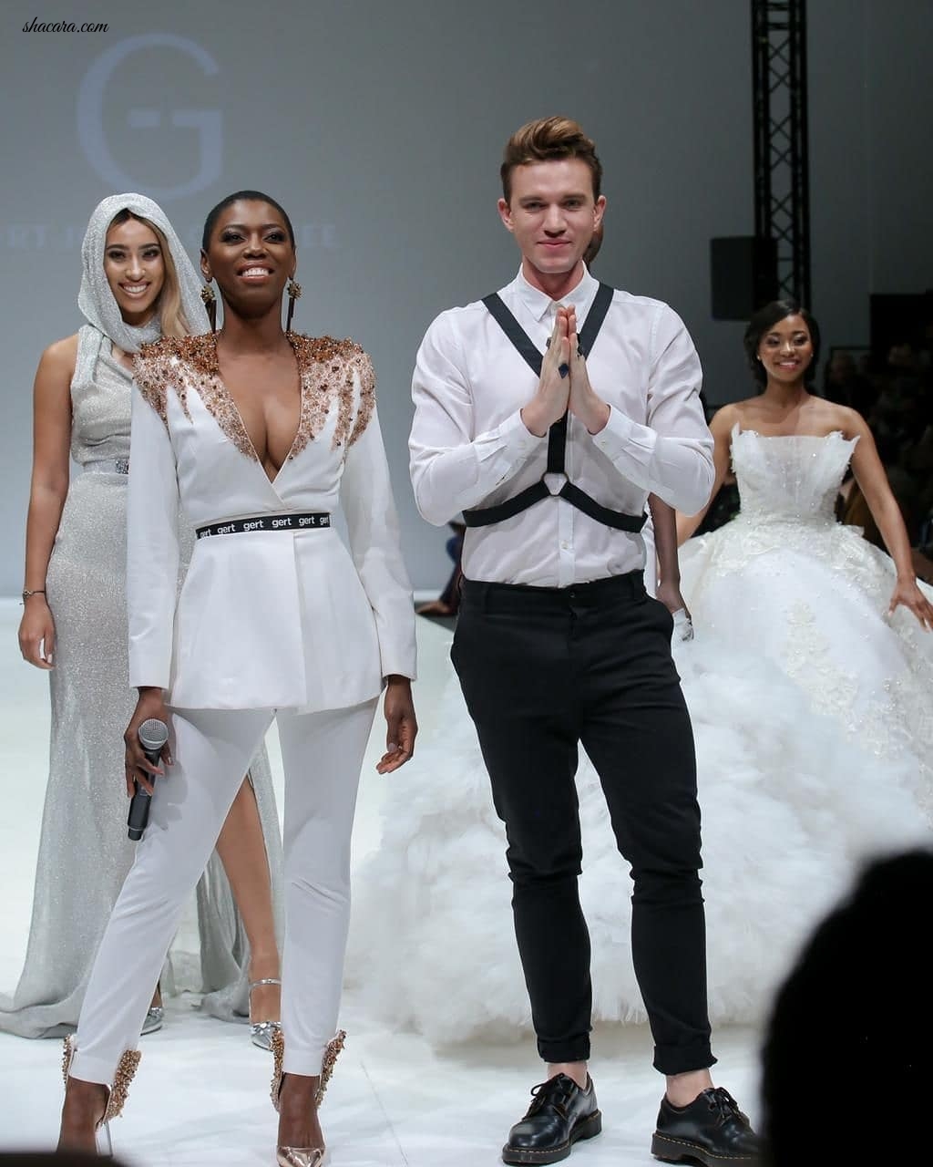 Funky House Singing Legend @Miss_Lira Lights Up The Runway For South African Designer Gert-Johan Coetzee At SAFW