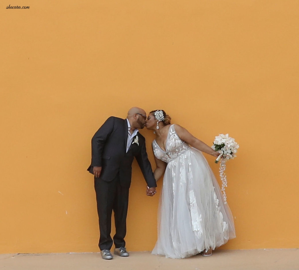 Bridal Bliss: Dorian and Darryl Did It Their Way With This Laid-Back Beach Wedding